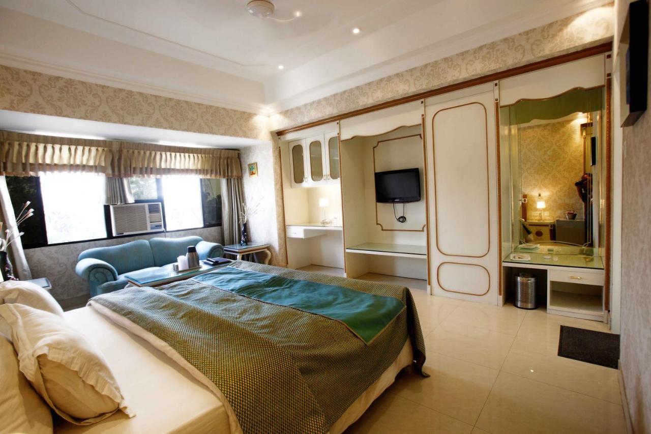 Shivoy Hotel Gorakhpur Exterior photo